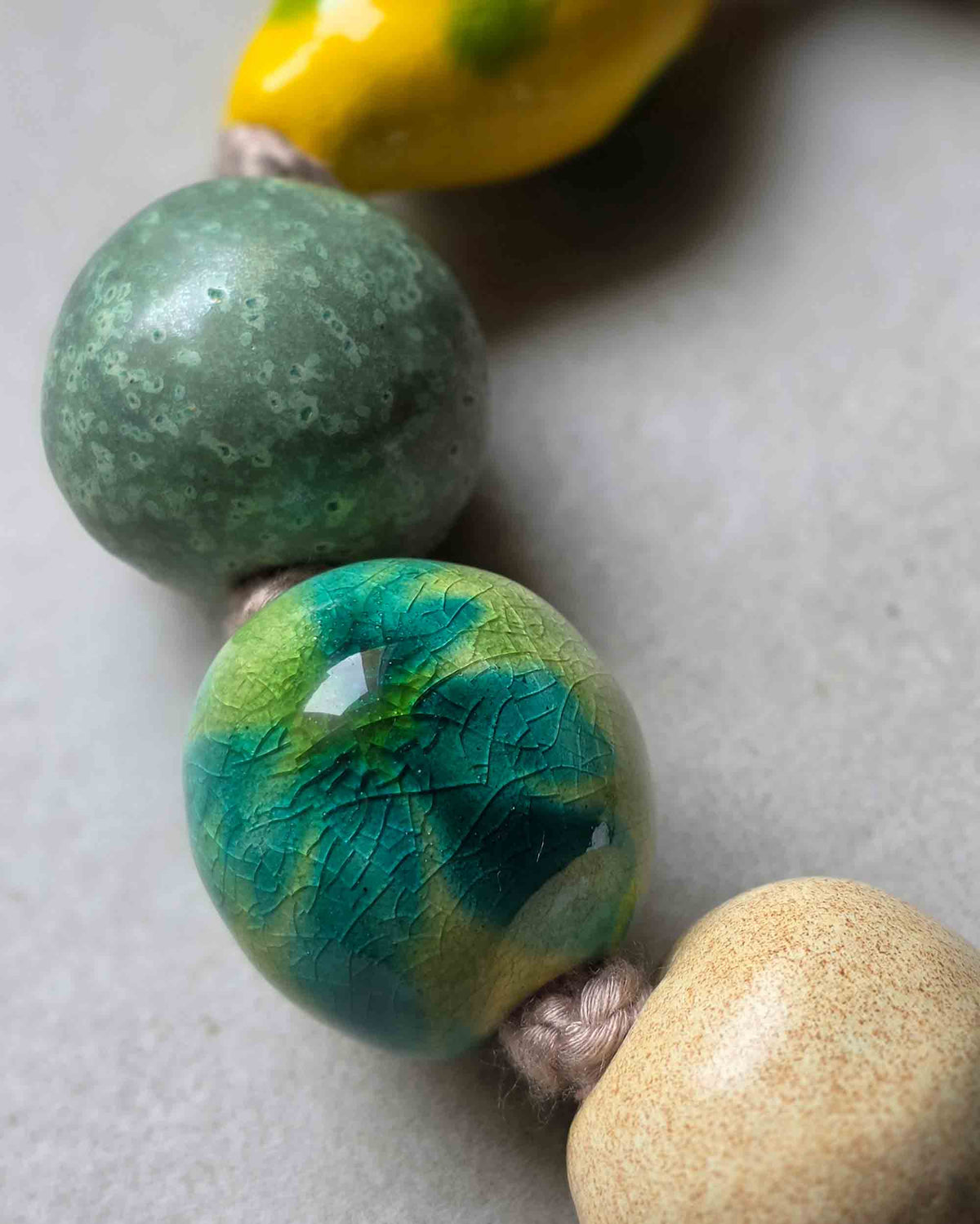 perle bold in ceramica smaltata
