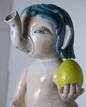 scultura elefante in ceramica